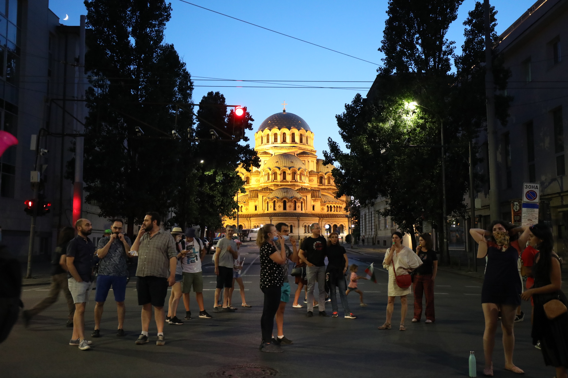 16-ти ден на протести срещу властта в София.