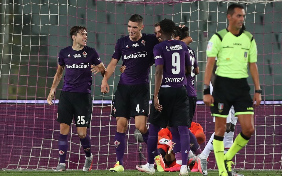 Двама футболисти на Фиорентина са дали положителни проби за коронавирус,