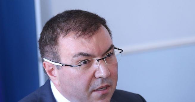 Министърът на здравеопазването Костадин Ангелов прогнозира втора вълна на разпространение