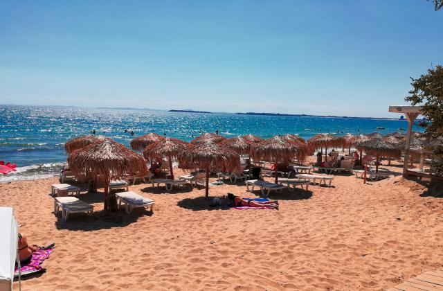 Жители на гръцкия остров Парос излязоха на протест с искане