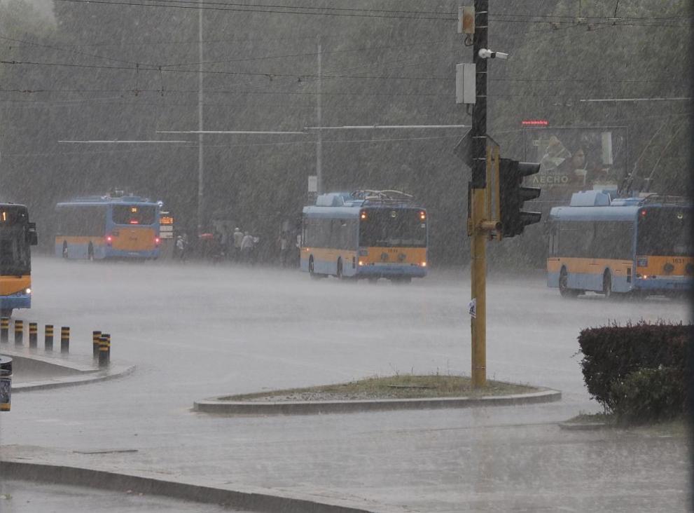  орлов мост дъжд митинг 