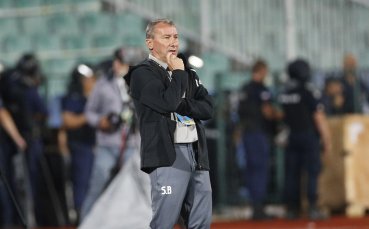 Треньорът на ЦСКА Стамен Белчев се колебае кое измежду