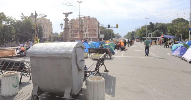 Полицията ще премахне отново барикадите по кръстовищата в центъра на