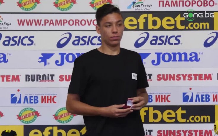 Наградиха Филип Кръстев за играч №1 на юли