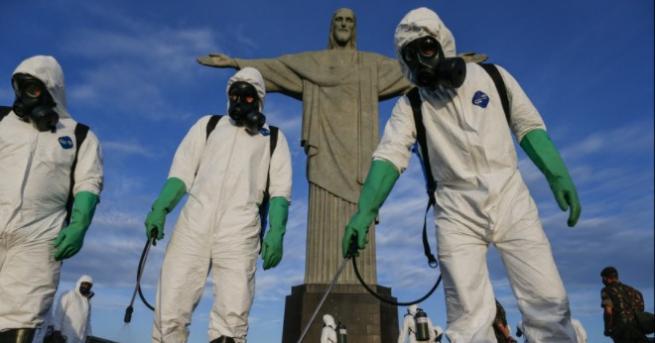 сновните туристически забележителности в Рио де Жанейро включително световноизвестната статуя