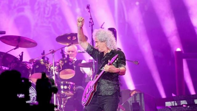 Queen и Адам Ламбърт издават концертен албум