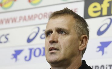 Наставникът на Локомотив Пловдив Бруно Акрапович коментира поражението с 1 3