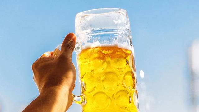 От ечемична каша до освежаваща напитка: Дългият път на бирата