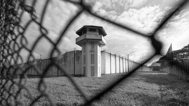 Най-старият английски затвор предлага лов на духове и нощувки в единични килии