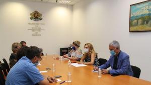 Марияна Николов