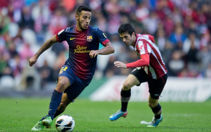 Барса поглежда към Тиаго за укрепване на халфовата линия