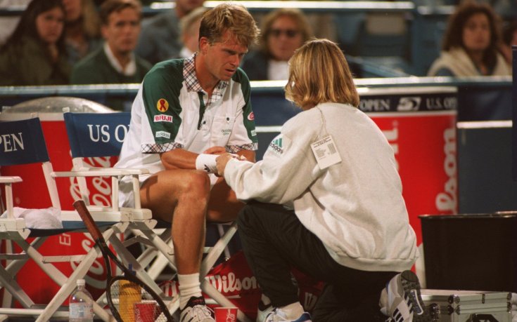 Денят, в който топка стана повод за смъртта на съдия