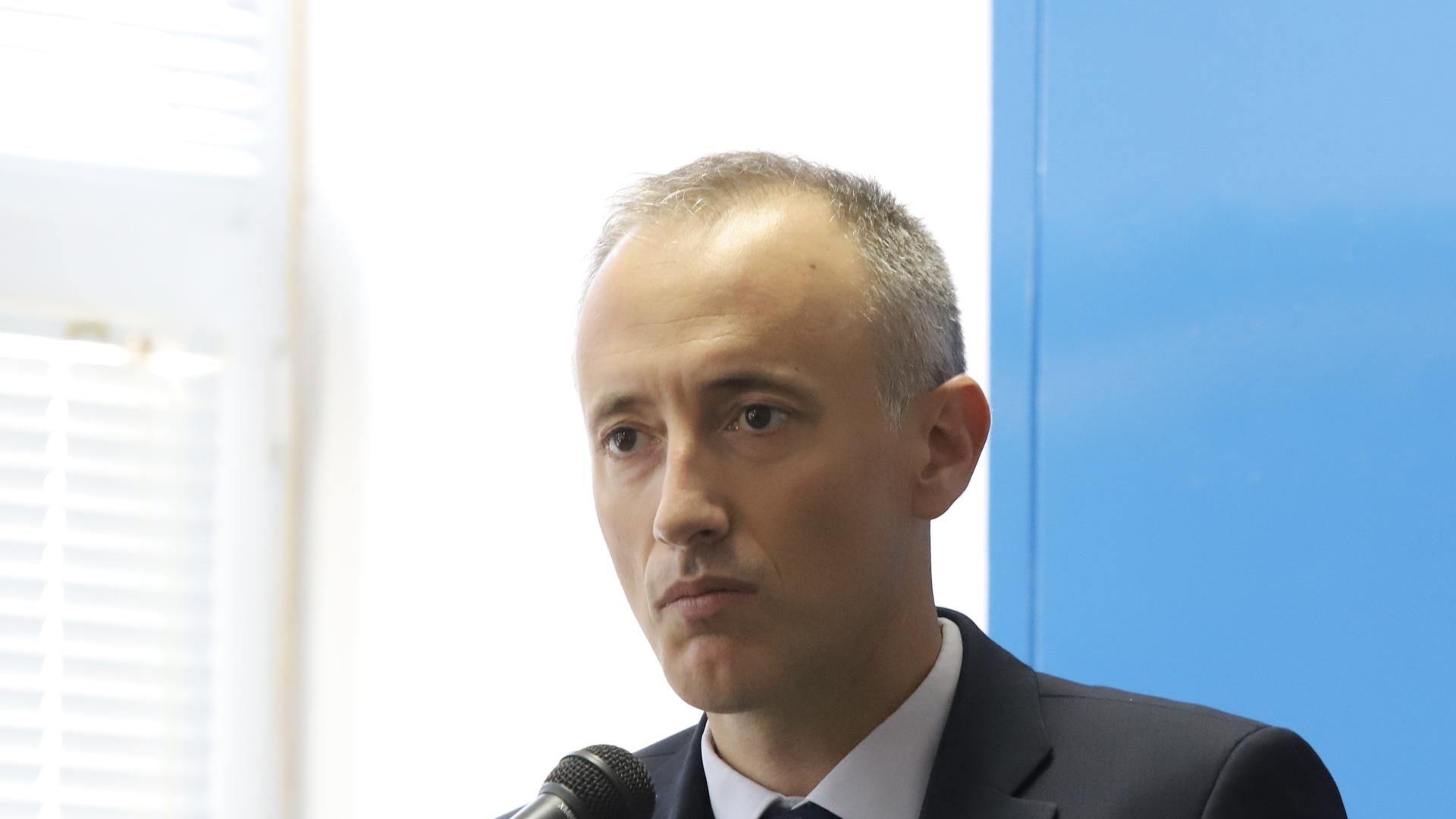 Министърът на образованието и науката Красимир Вълчев свиква извънредно съвещание