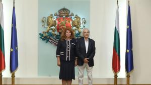 Академик Антон Дончев