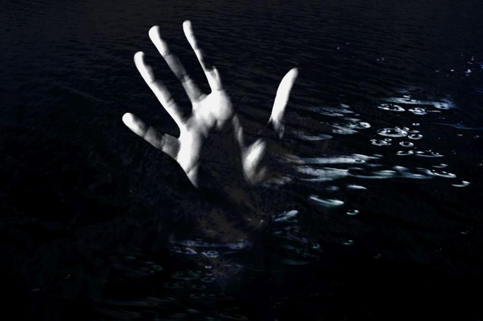 Тяло на чуждестранен турист изплува от морето на Сл. бряг