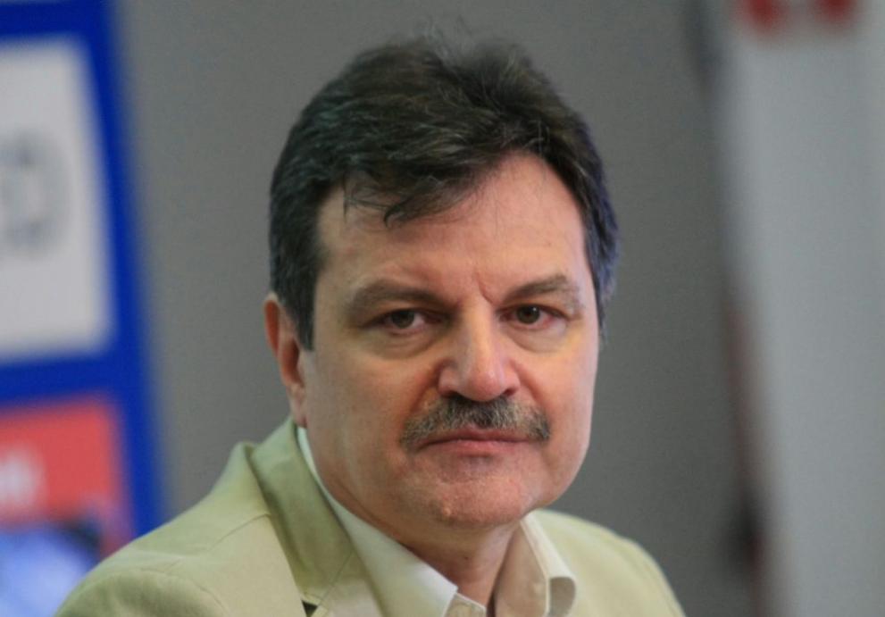 Пулмологът д р Александър Симидчиев коментира актуалната обстановка в страната ни