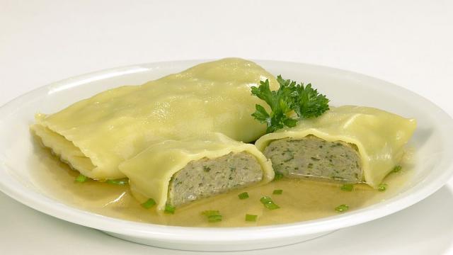 Паста „Maultaschen“ - едно немско ястие, което трябва да опитате (ВИДЕО)