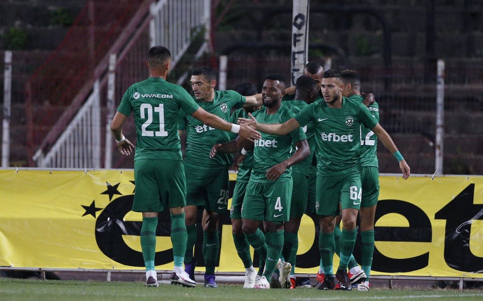 ЦСКА и Лудогорец играят при резултат 0:1 в голямото дерби