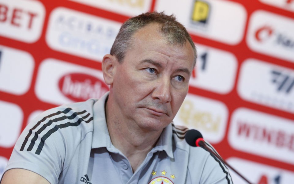 Бившият наставник на ЦСКА &ndash; Стамен Белчев, е получил покана