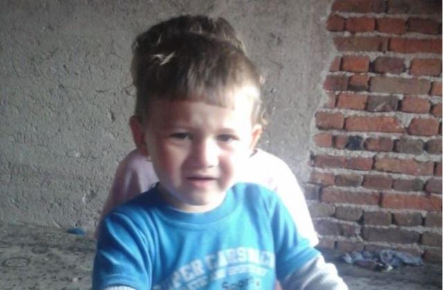 Полицията в Якоруда издирва изчезнало 2-годишно дете - Благоевград -  DarikNews.bg