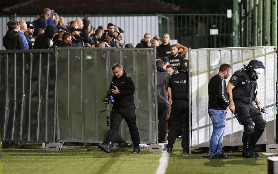 По време на дербито между Ботев Пловдив и Левски в