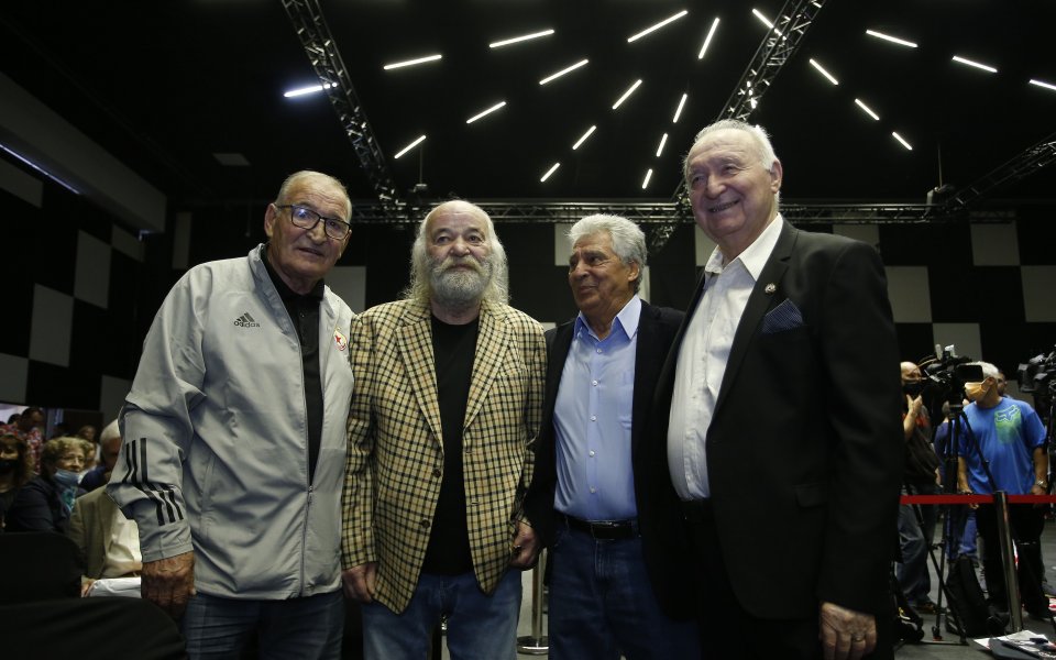 Уникално събитие се проведе в столицата днес. Книга събра на