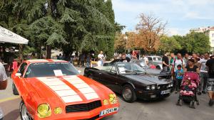 ретро автомобил