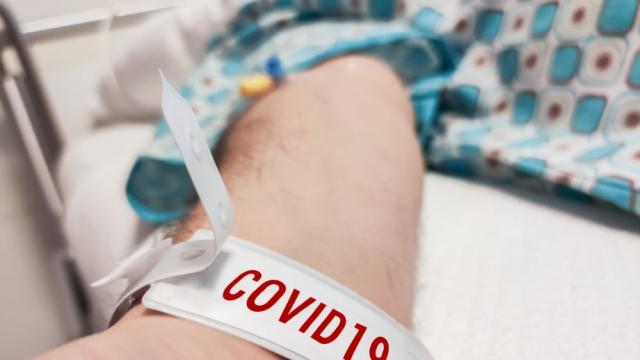 Руски учен прогнозира намаляване на броя на заразените с COVID-19 през зимата