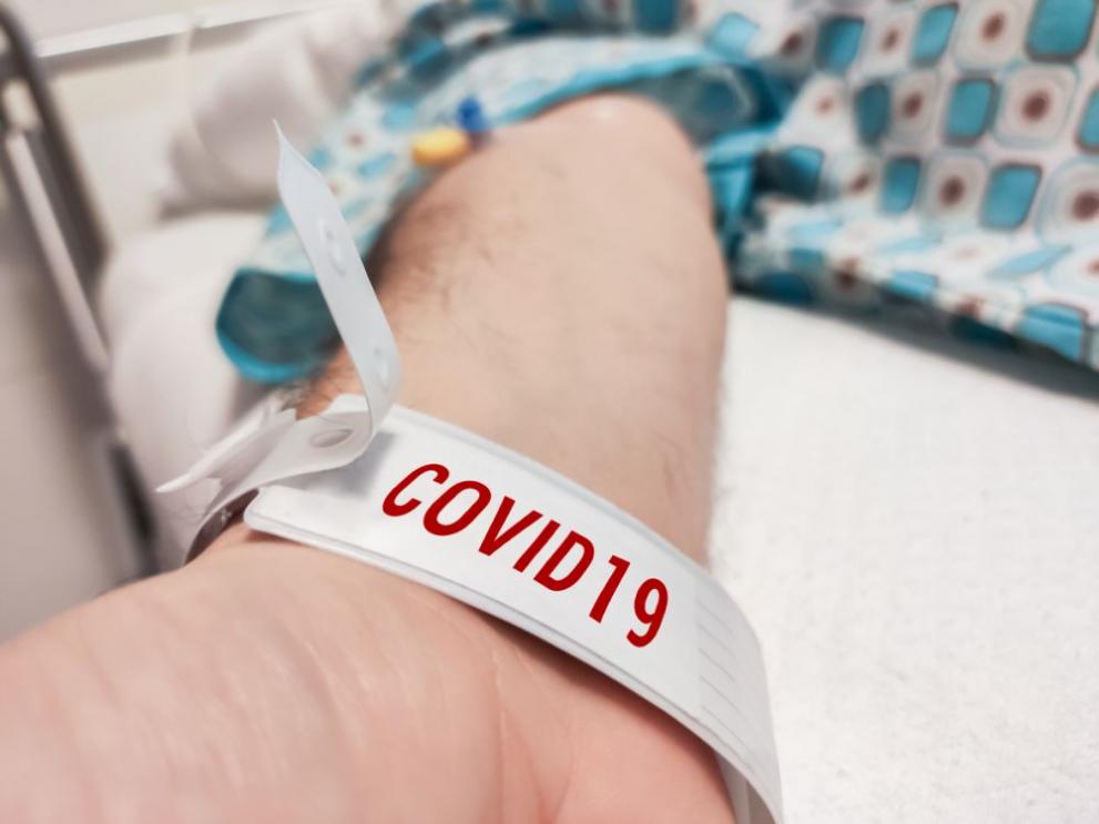 19-годишен бивш баскетболист угасна за месец от коронавирус