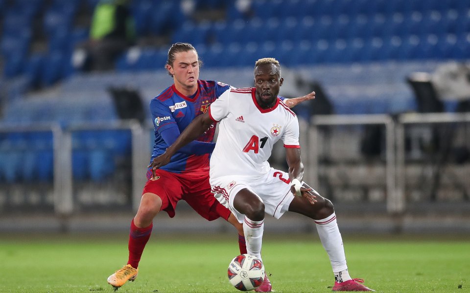 Все още не е официално потвърден трансферът на Али Соу