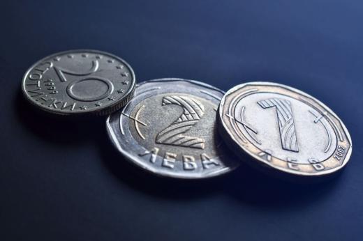 Двама врачани бяха спипани за кражба на около 20 лв. на монети от кафе машина