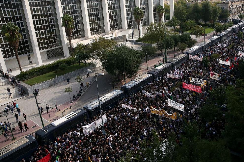 Над 15 000 души дойдоха пред съда в Атина за процеса срещу Златна зора