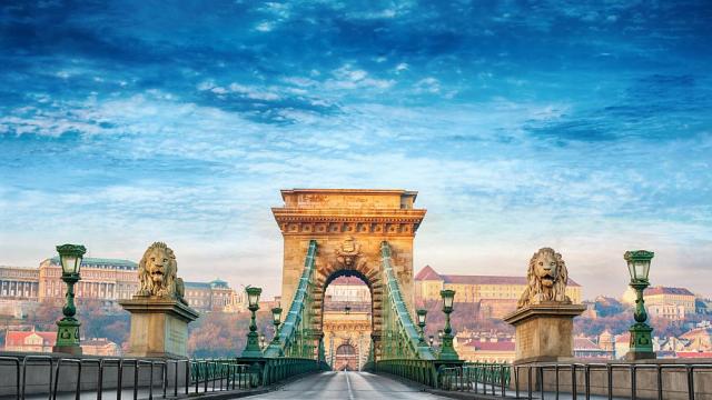 10 моста в Европа, по които трябва да минете поне веднъж в живота си (ГАЛЕРИЯ)