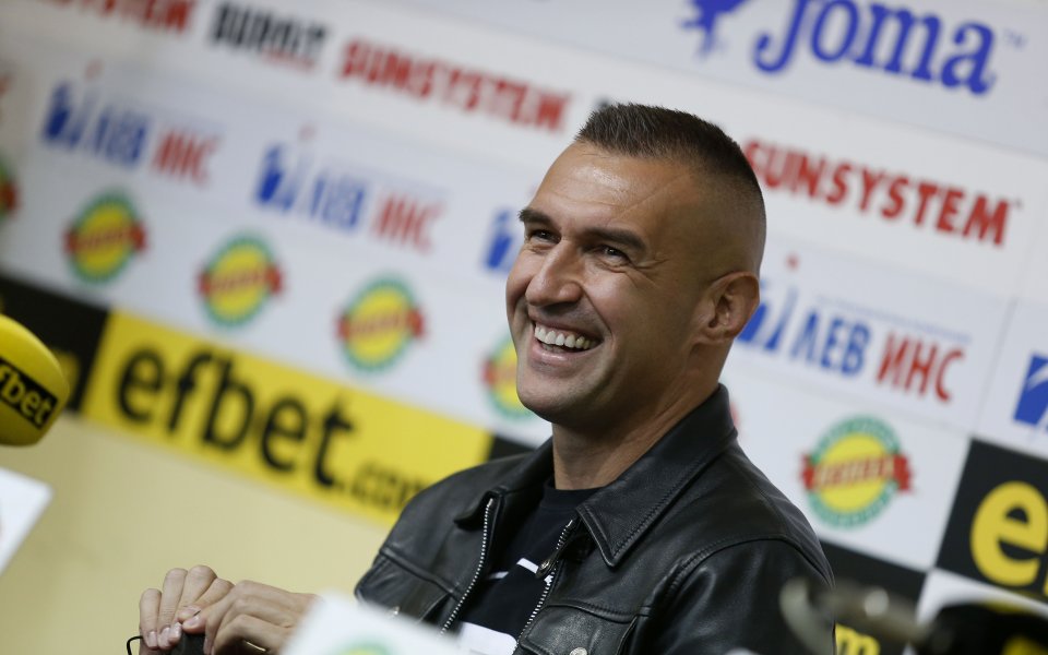 Мартин Камбуров е играч №1 на 8-и кръг в efbet Лига