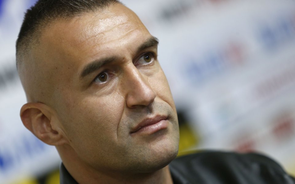 Мартин Камбуров получи награда си за Играч номер 1 на