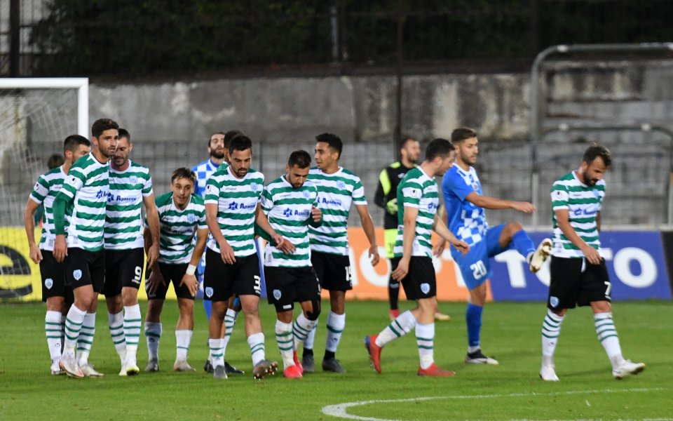 Треньорът на Черно море Илиан Илиев определи групата за двубоя