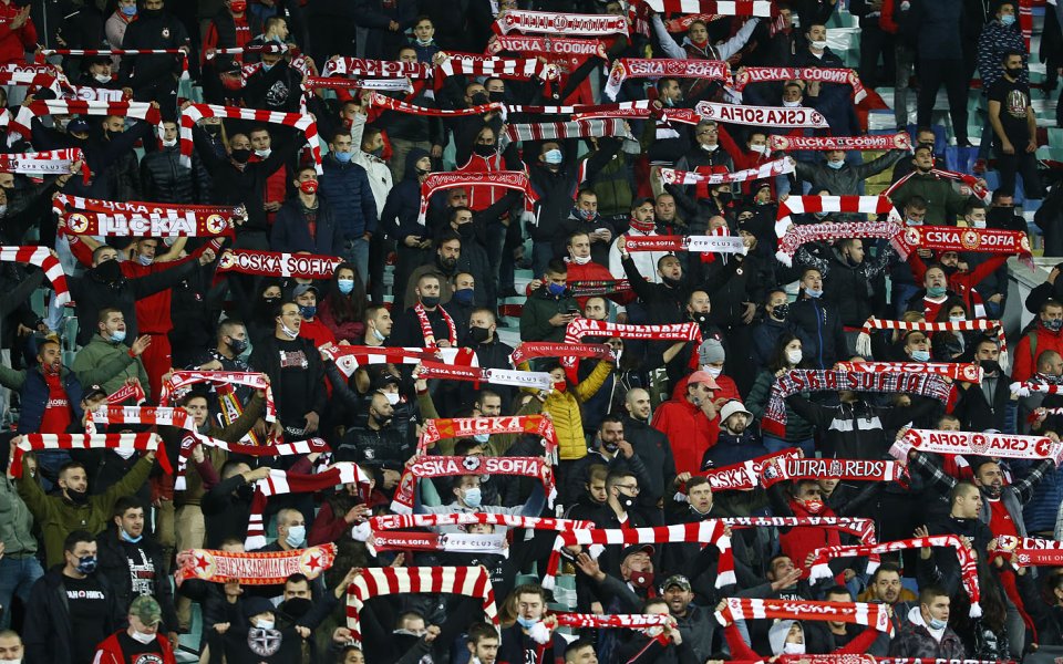 УЕФА глоби ЦСКА с 5000 евро. Дисциплинарният орган на централата