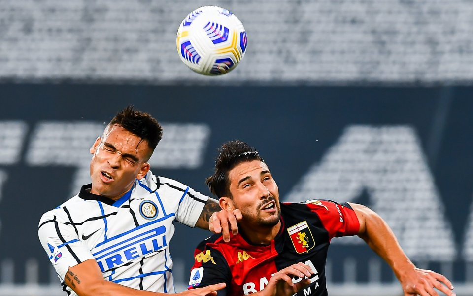 Интер победи с 2:0 Дженоа при гостуването си на &bdquo;Луиджи