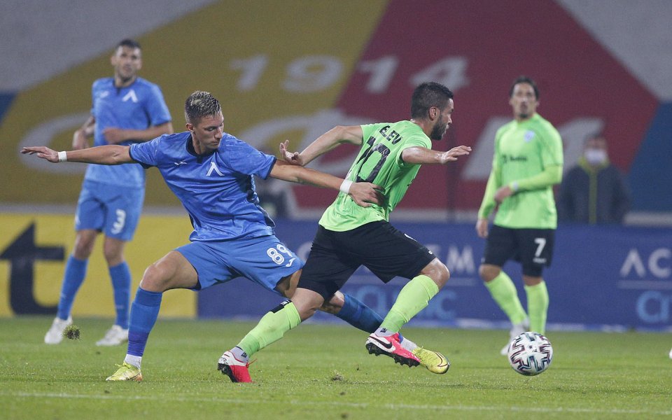 Левски и Черно море играят при резултат 1:1 в пореден