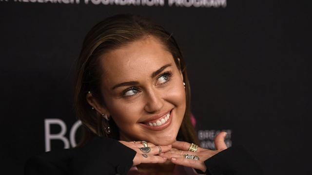 Майли Сайръс ще се завърне като Хана Монтана в специален епизод за 20-годишнината на сериала