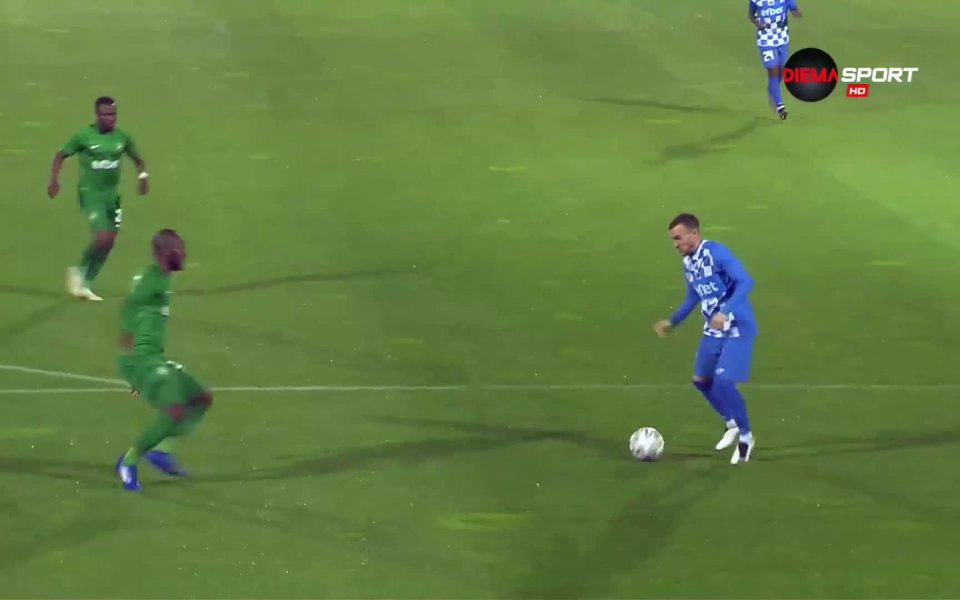 .native-ad-suggested-news { position: relative; margin-bottom: 40px; width: 100%; padding: 20px