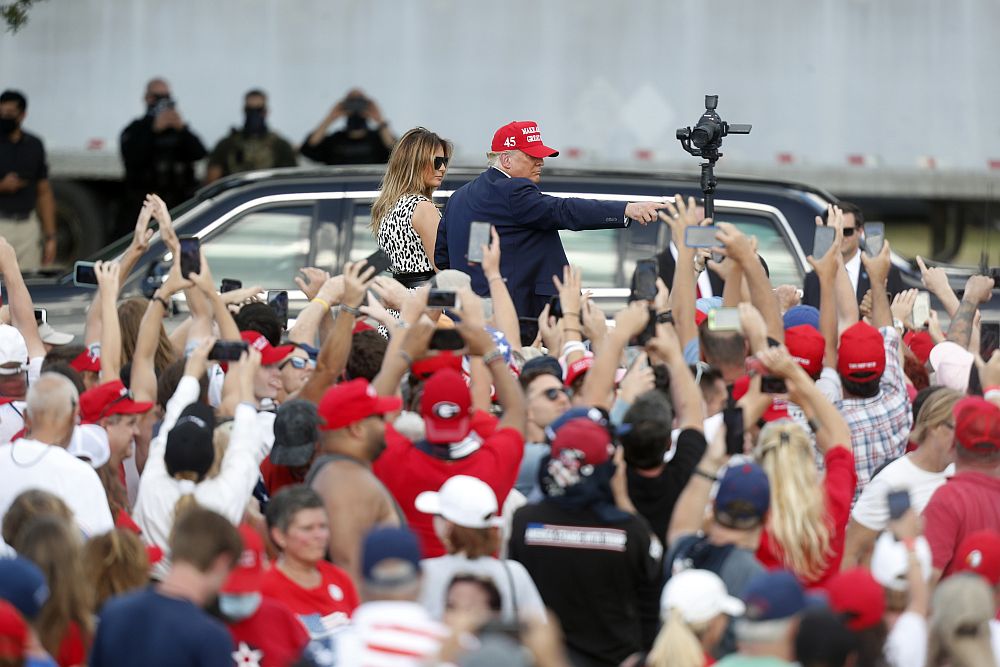 Мелания Тръмп