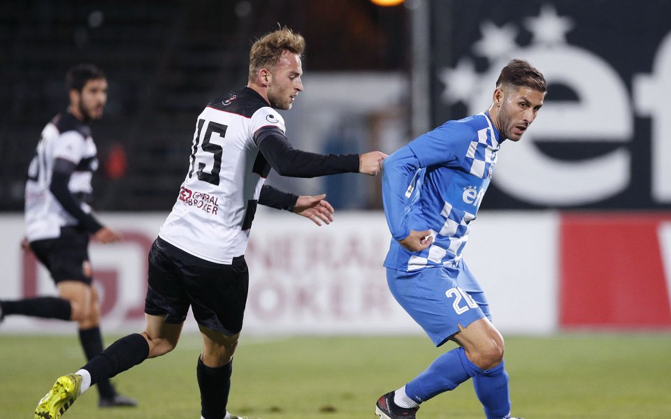 Отборът на Марек направи трансферен удар, пише Pirinsport.com. Лидерът в