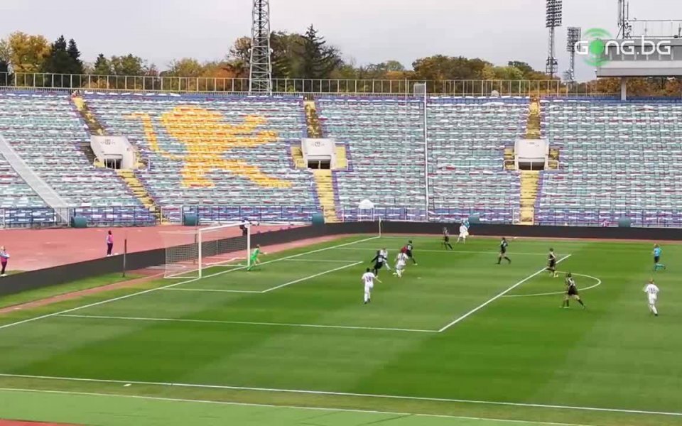 Женският футболен отбор на НСА победи с 3:1 ЖФК Каменица