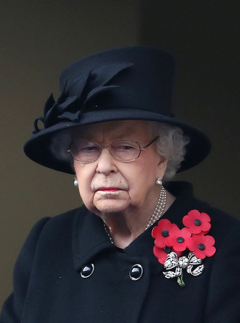 Британското кралско семейство почете паметта на загиналите в Първата и Втората световна война