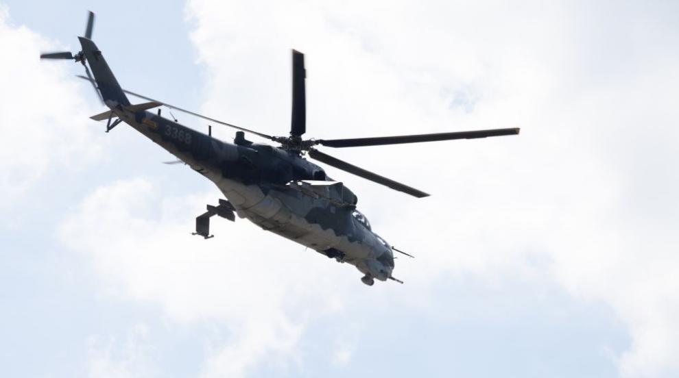 Румънски военен хеликоптер се включи в издирването на моряци, изчезнали след потъване на кораб в Черно море