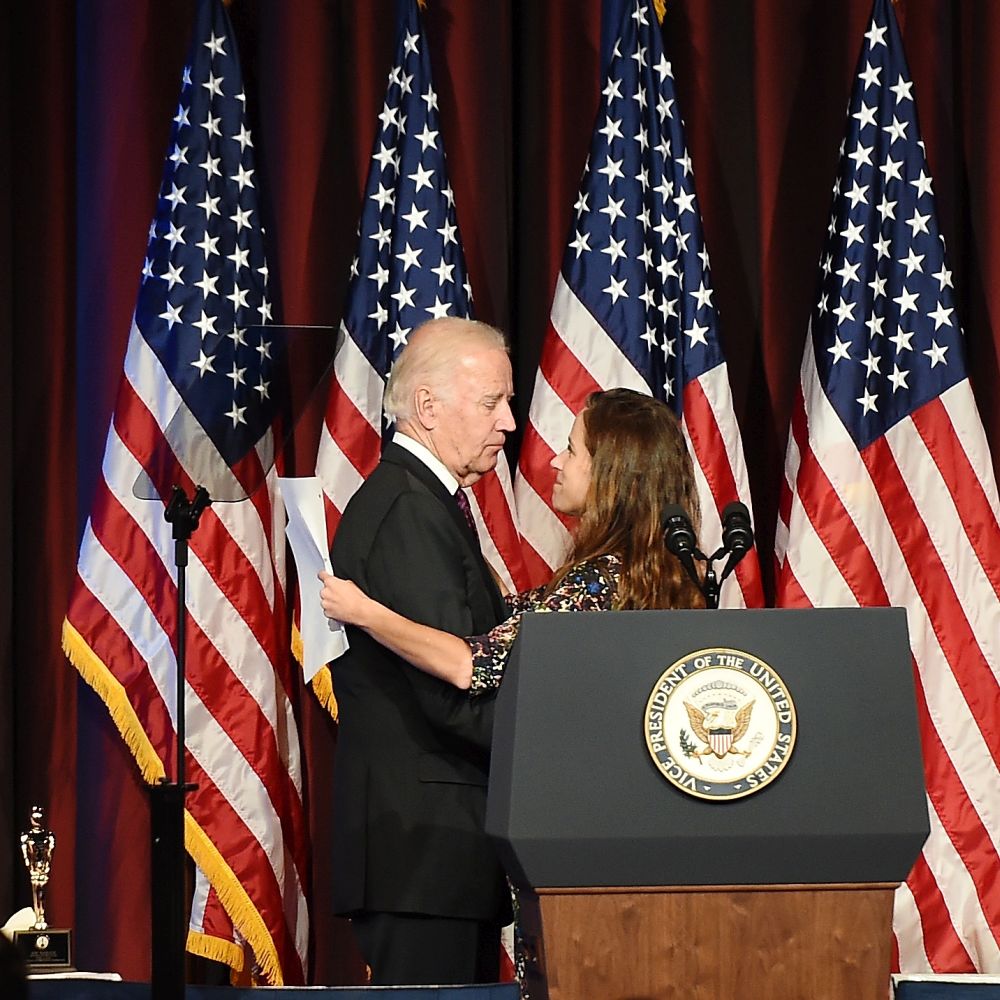 Тя е дъщерята на новия президент на САЩ - Джо Байдън