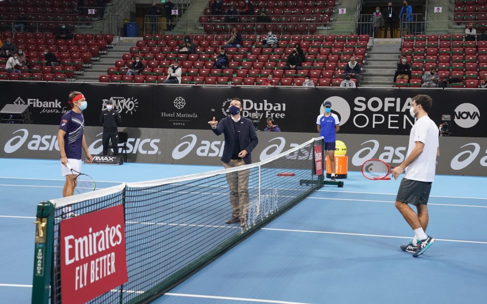 Алекс де Минор - Аслан Карацев 2:0 [6:4, 7:6 (5)] / АТП 250, Sofia Open, 1/8-финали, 11.11.2020 г.