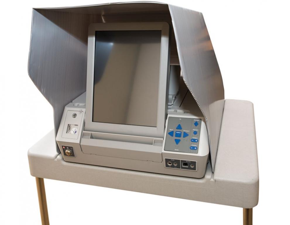 ЦИК реши да бъдат закупени машини за електронно гласуване за 43 млн. лв.