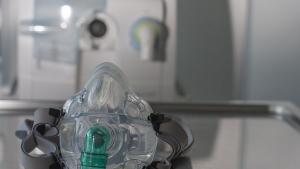 Ще останат ли болниците без кислород Опасението е на производителите